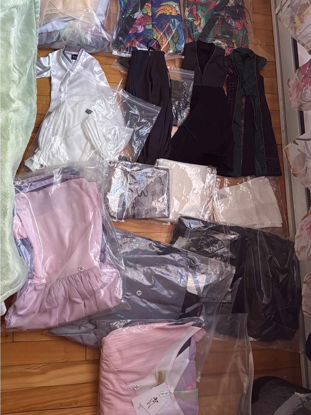 Big lot of clothes for the BJD dolls 10-12 each size Xl L M S
